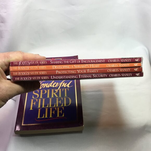 The in Touch Study Series: Charles Stanley Book Lot of 5 With 4 New In Case - Picture 2 of 7